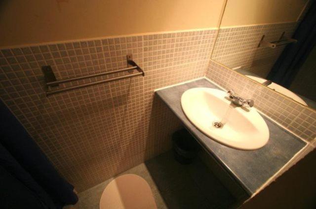 Hostal Baires Барселона Стая снимка