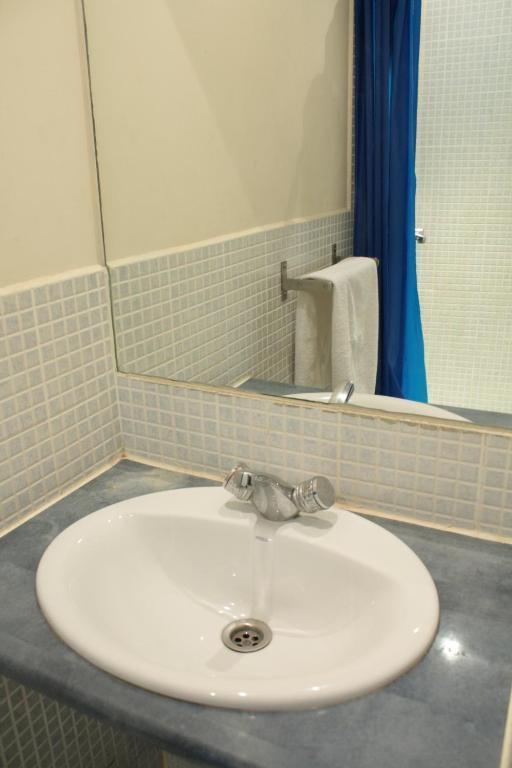 Hostal Baires Барселона Стая снимка